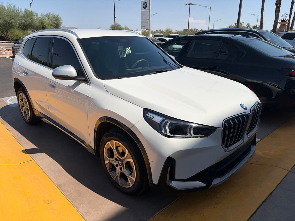 Certified Used 2023 Alpine White BMW xDrive28i image 3