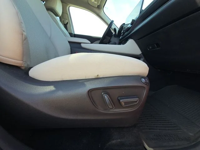 Used 2025 Red Toyota XLE image 21