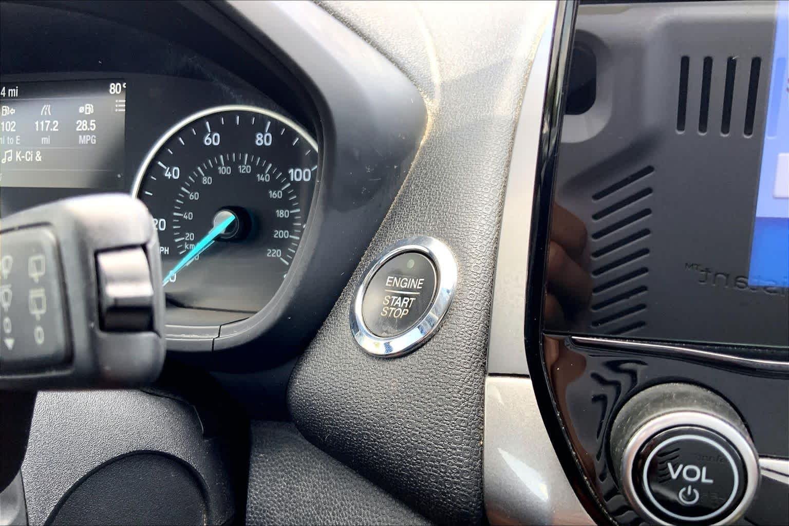 Used 2018 Lightning Blue Metallic Ford SE image 33