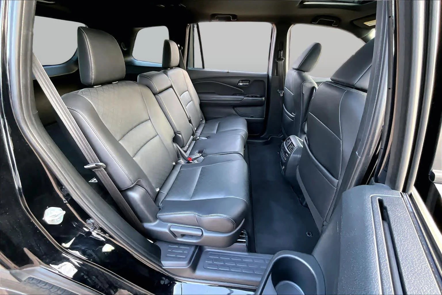 Used 2021 Crystal Black Pearl Honda Touring image 19