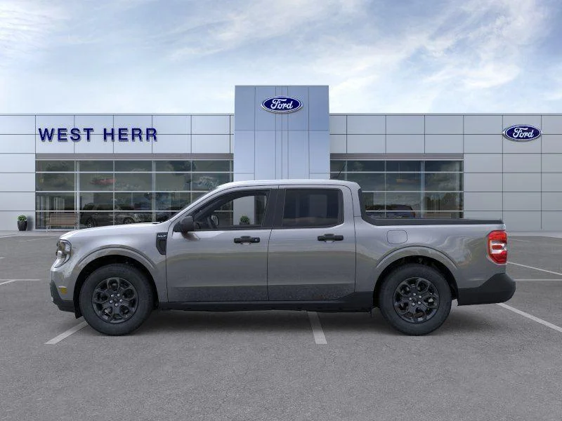 New 2026 Carbonized Gray Metallic Ford XLT image 3