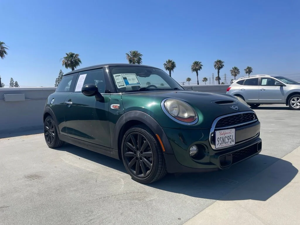 2017 MINI Cooper S's photo