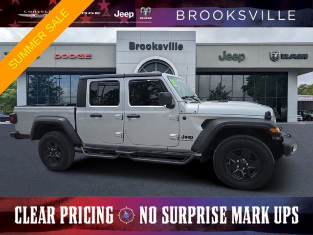 2023 Jeep Gladiator Sport S's photo