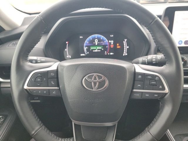 Used 2025 Celestial Silver Metallic Toyota XLE image 13