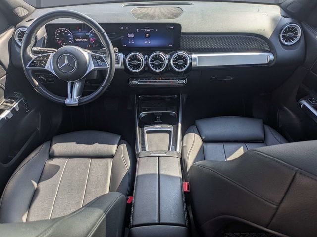 Used 2025 White Mercedes-Benz GLB 250 image 16