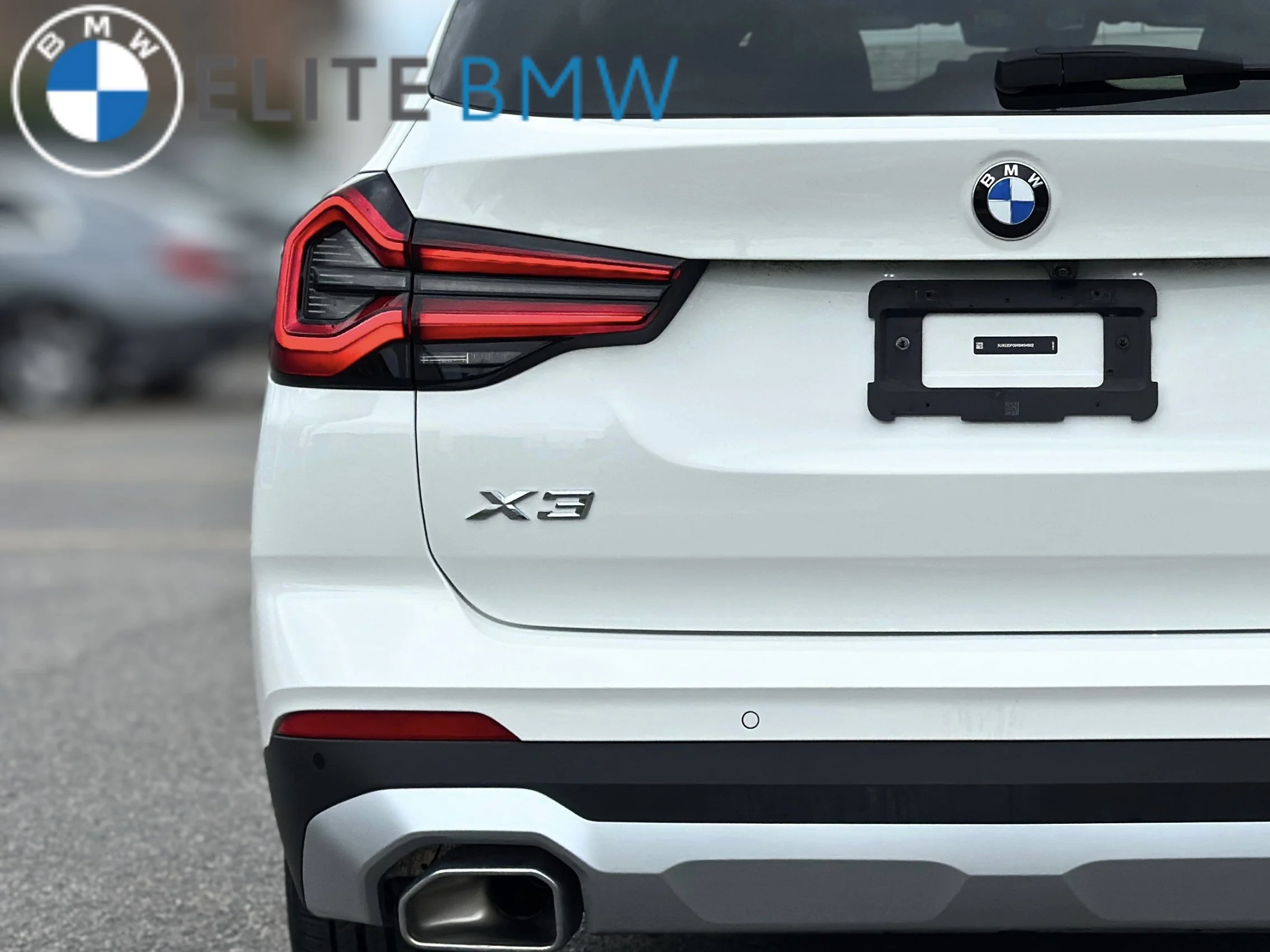 Used 2024 Alpine White BMW XDRIVE30I image 28