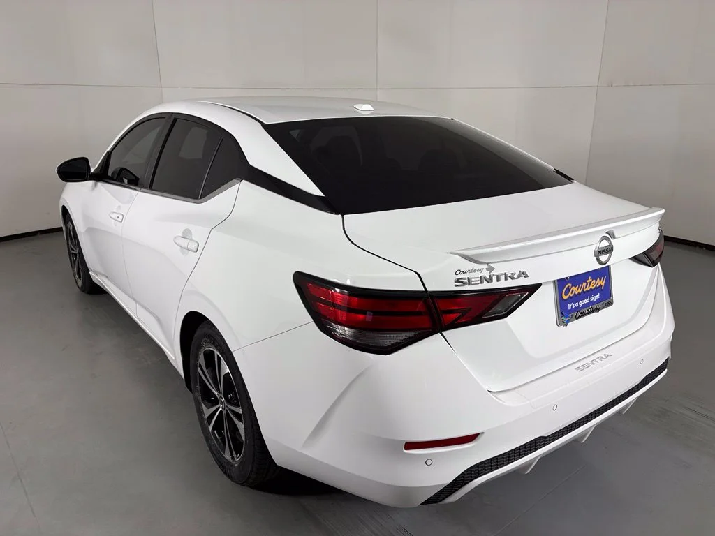 Used 2022 White Nissan SV image 6