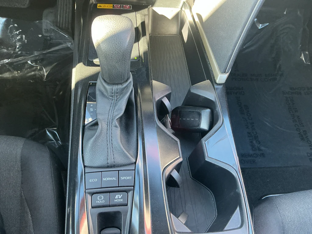 Used 2025 UNDERGROUND Toyota LE image 20