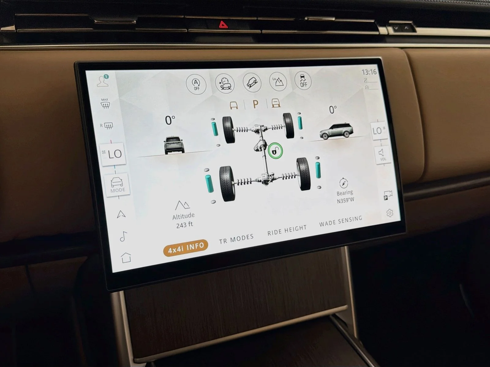 New 2026 Belgravia Green Land Rover SE image 19