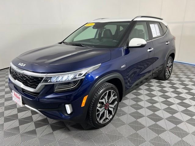 Used 2023 Blue Kia SX image 3