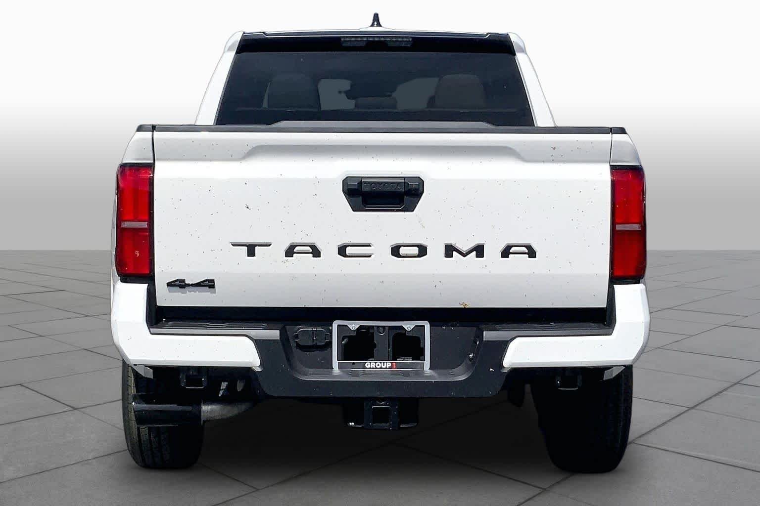 Used 2026 Ice Cap Toyota SR5 image 4
