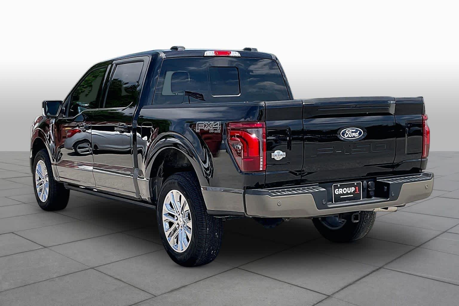 Used 2025 Agate Black/Marsh Gray Ford King Ranch image 12