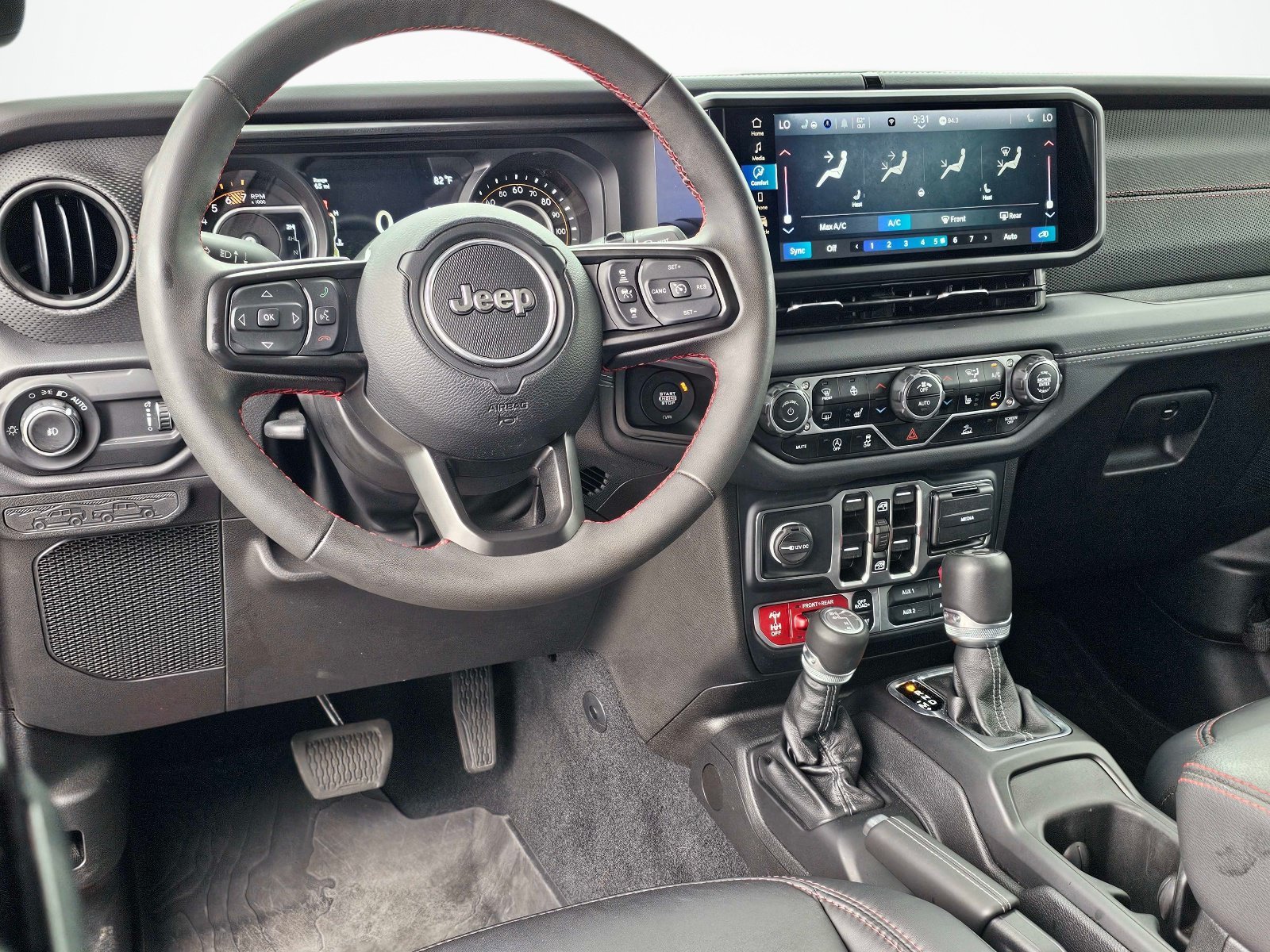 Used 2024 Anvil Clear Coat Jeep Rubicon image 34