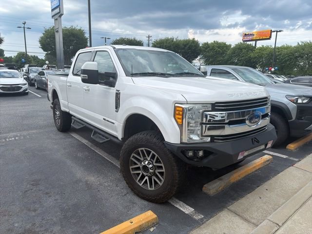 2017 Ford F-250 Lariat 4x4 Crew Cab 8' Box's photo