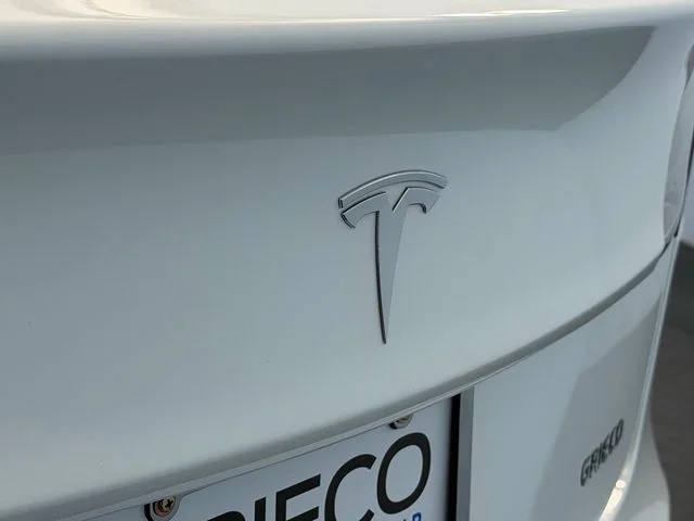Used 2023 White Tesla Base image 10