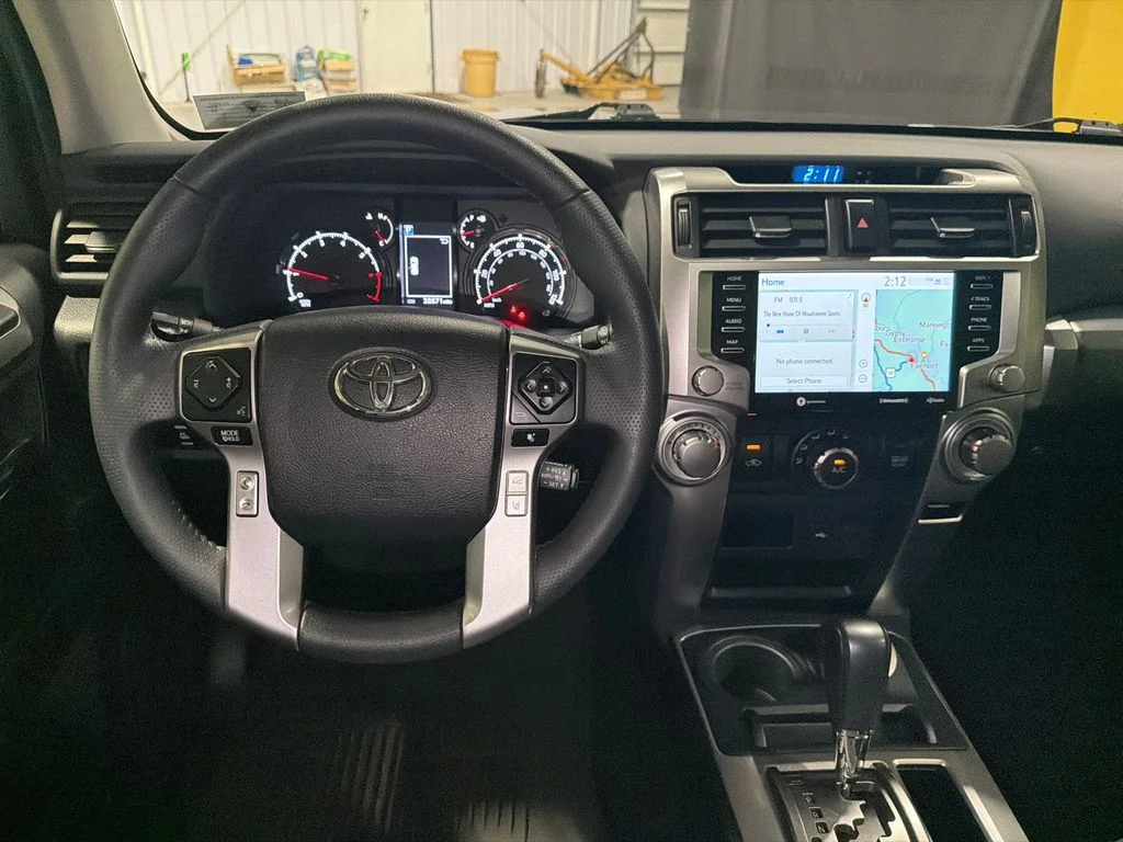 Used 2022 Magnetic Gray Metallic Toyota SR5 Premium 3RD ROW image 15