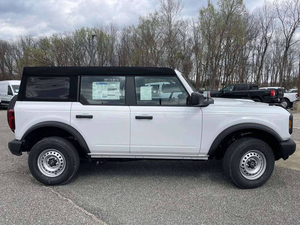 New 2026 White Ford Base image 2
