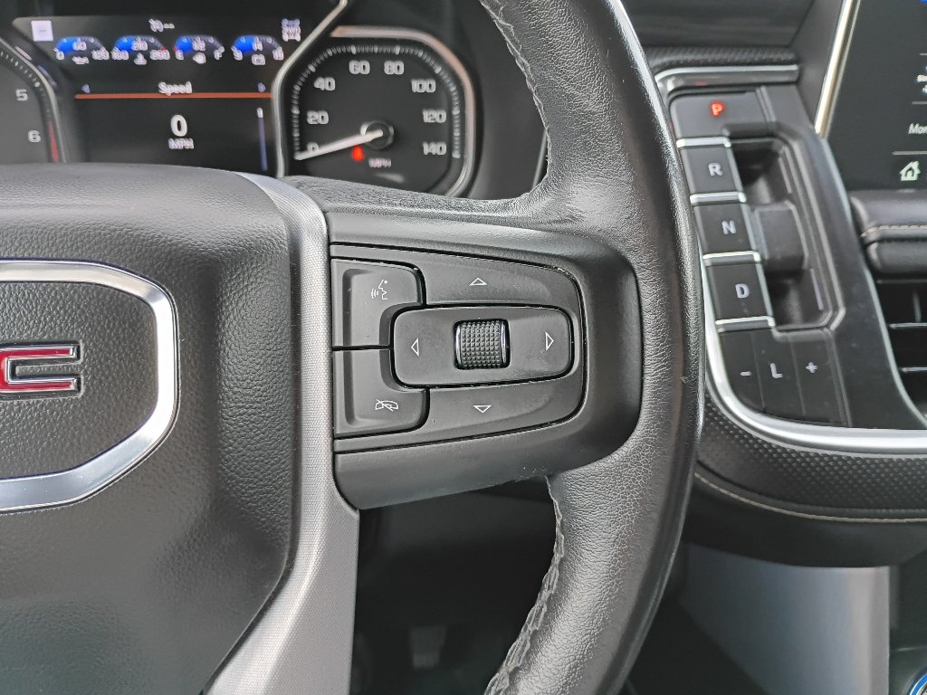 Used 2021 White Frost Tricoat GMC SLT image 31