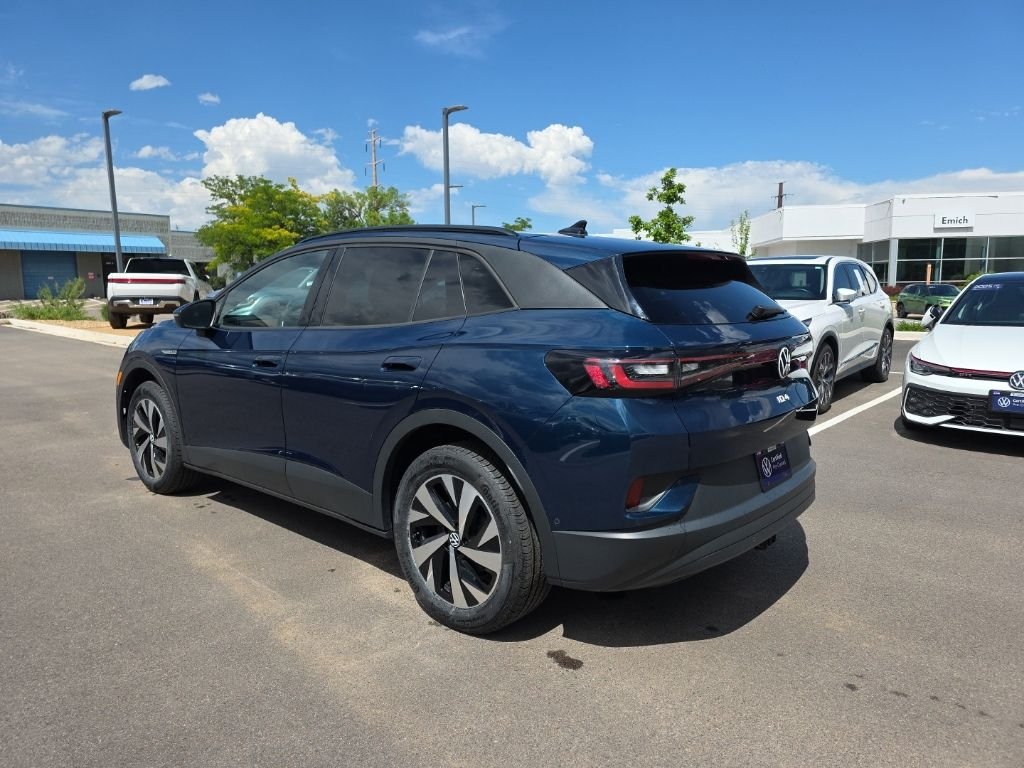 Certified Used 2023 Tourmaline Blue Metallic Volkswagen Pro image 4