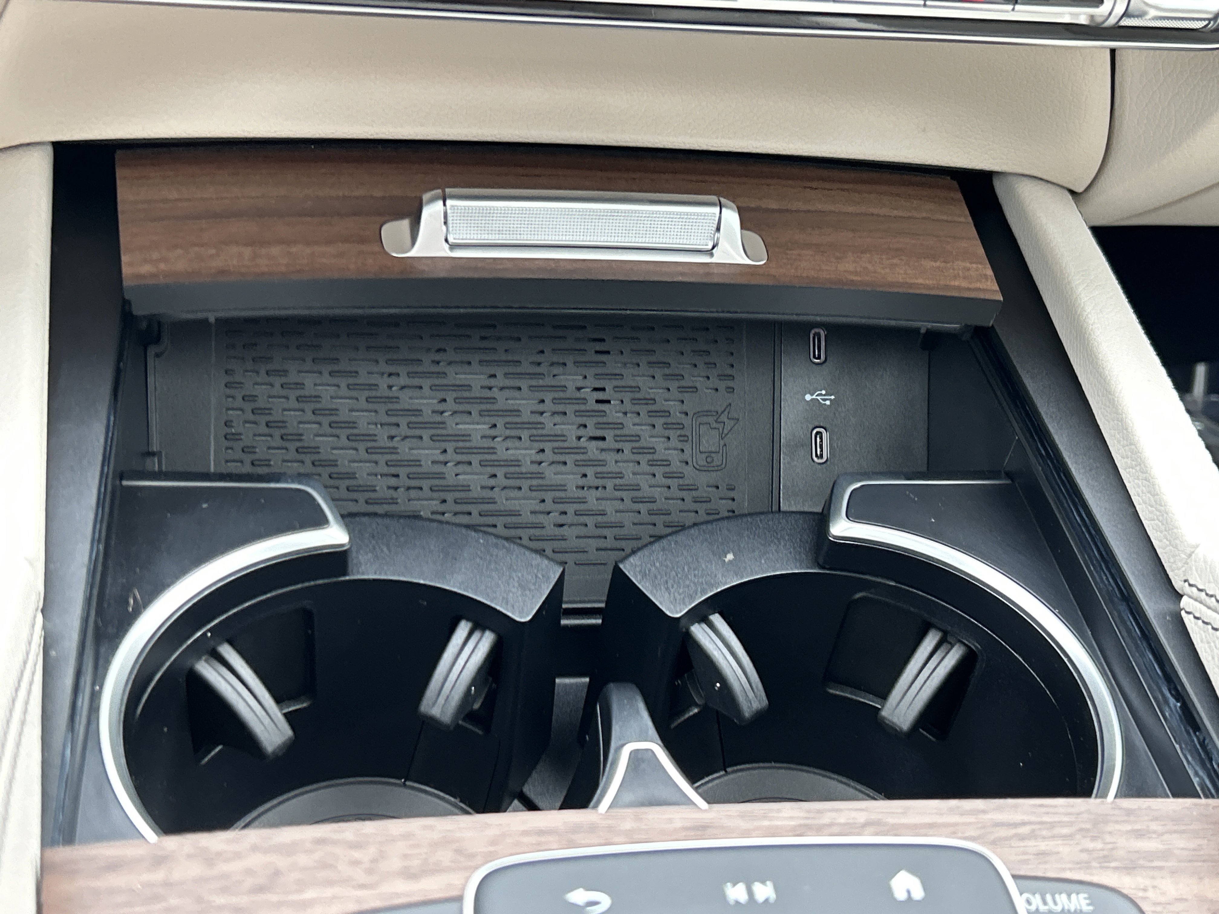 New 2026 Polar White Mercedes-Benz GLE 450 4MATIC® SUV image 31