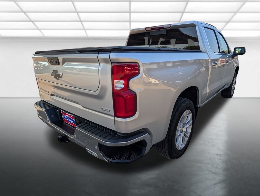 Used 2022 Silver Chevrolet LTZ image 32