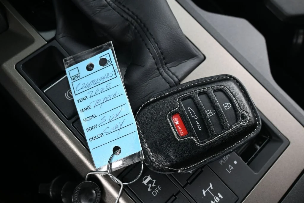 Used 2025 Meteor Toyota Base image 26