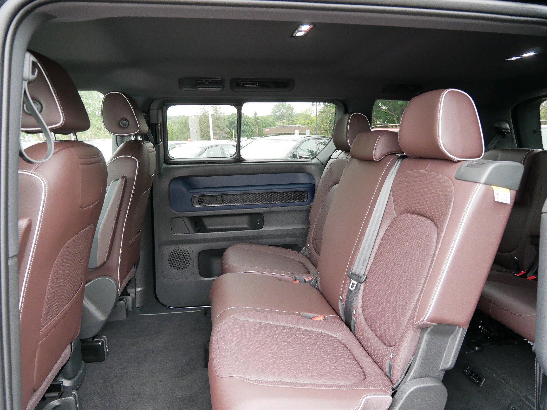 2025 Volkswagen ID. Buzz PRO S - Photo 7