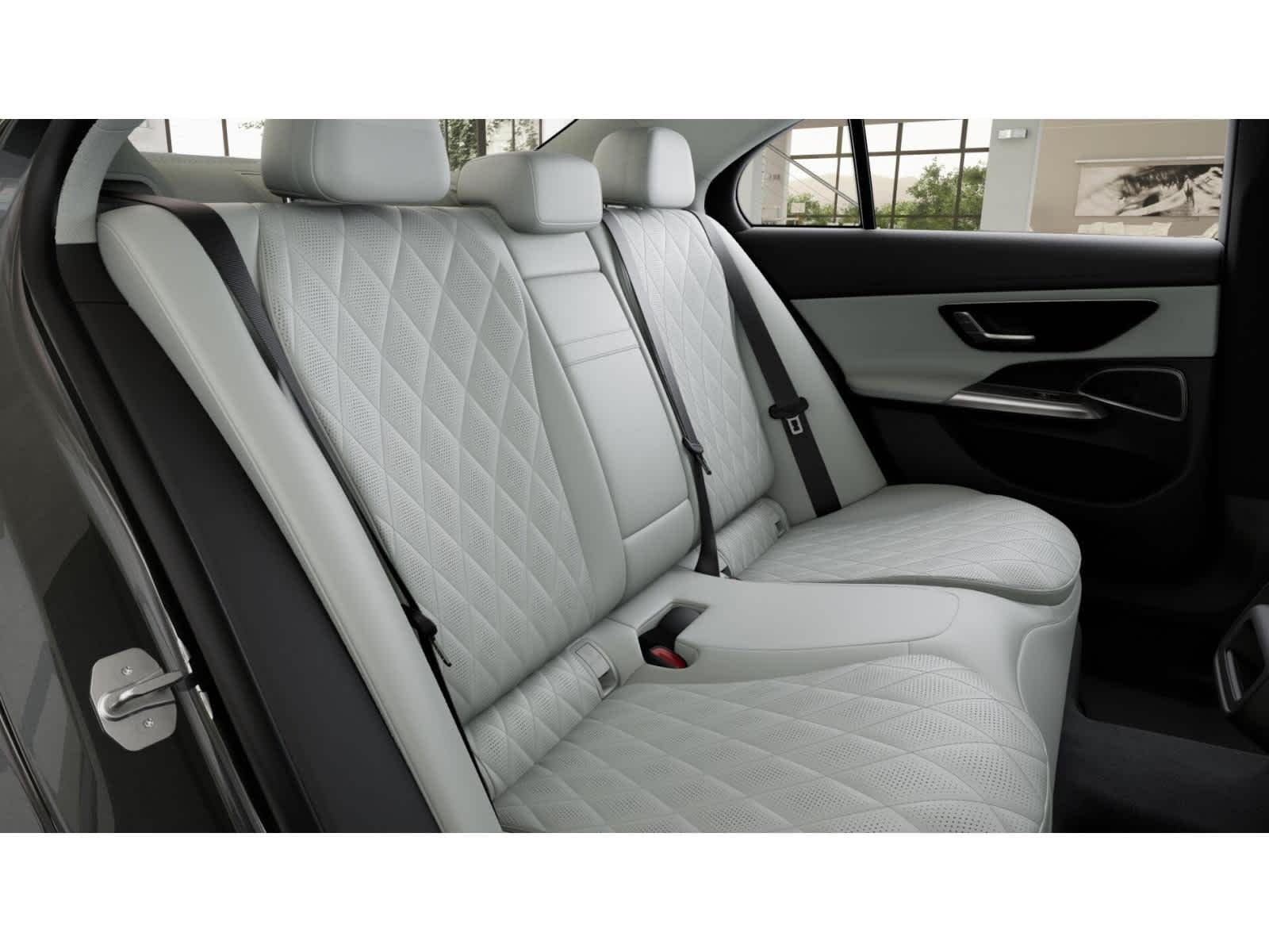 New 2026 Graphite Grey Metallic Mercedes-Benz E 350 image 4