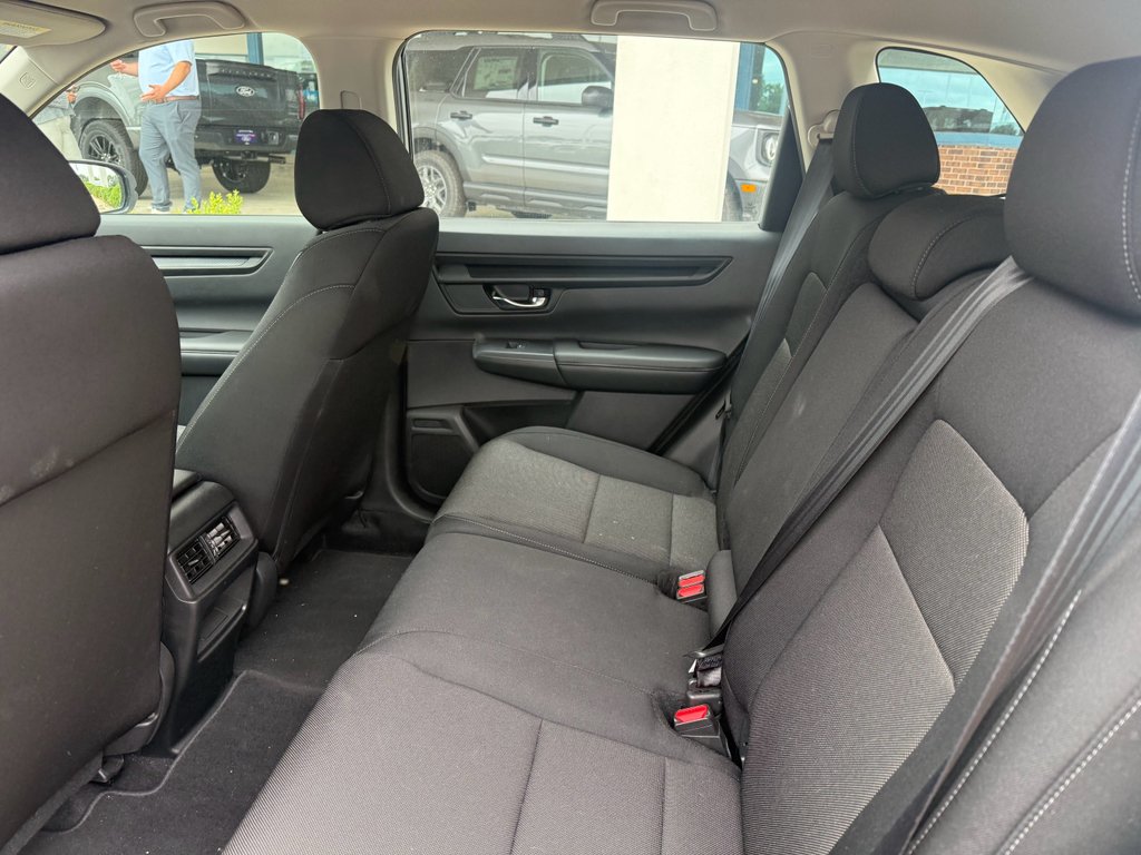 Used 2023 Lunar Silver Metallic Honda LX image 9