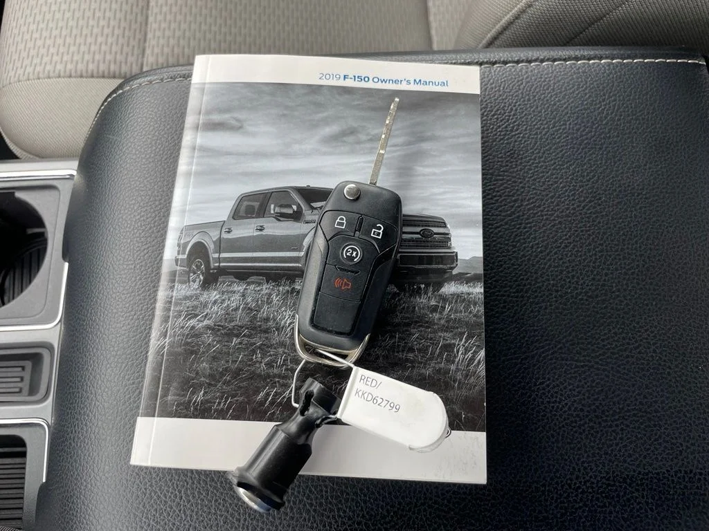 Used 2019 Ruby Red Metallic Ford XLT image 37