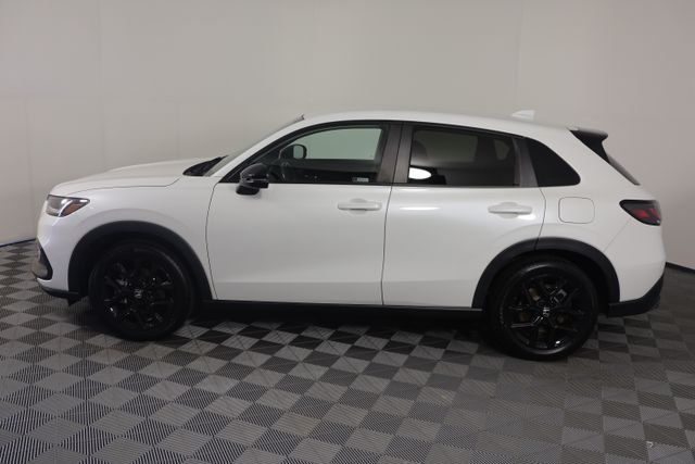 Certified Used 2023 Platinum White Pearl Honda Sport image 5