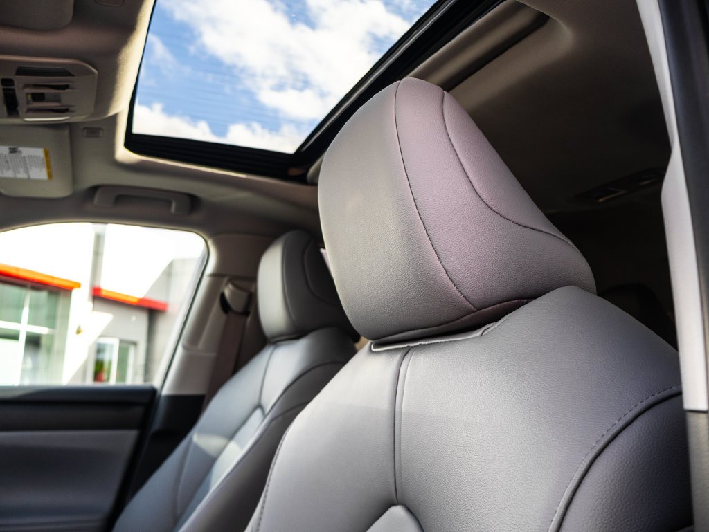 New 2026 Wind Chill Pearl <sup>1</sup> Toyota  XLE image 11