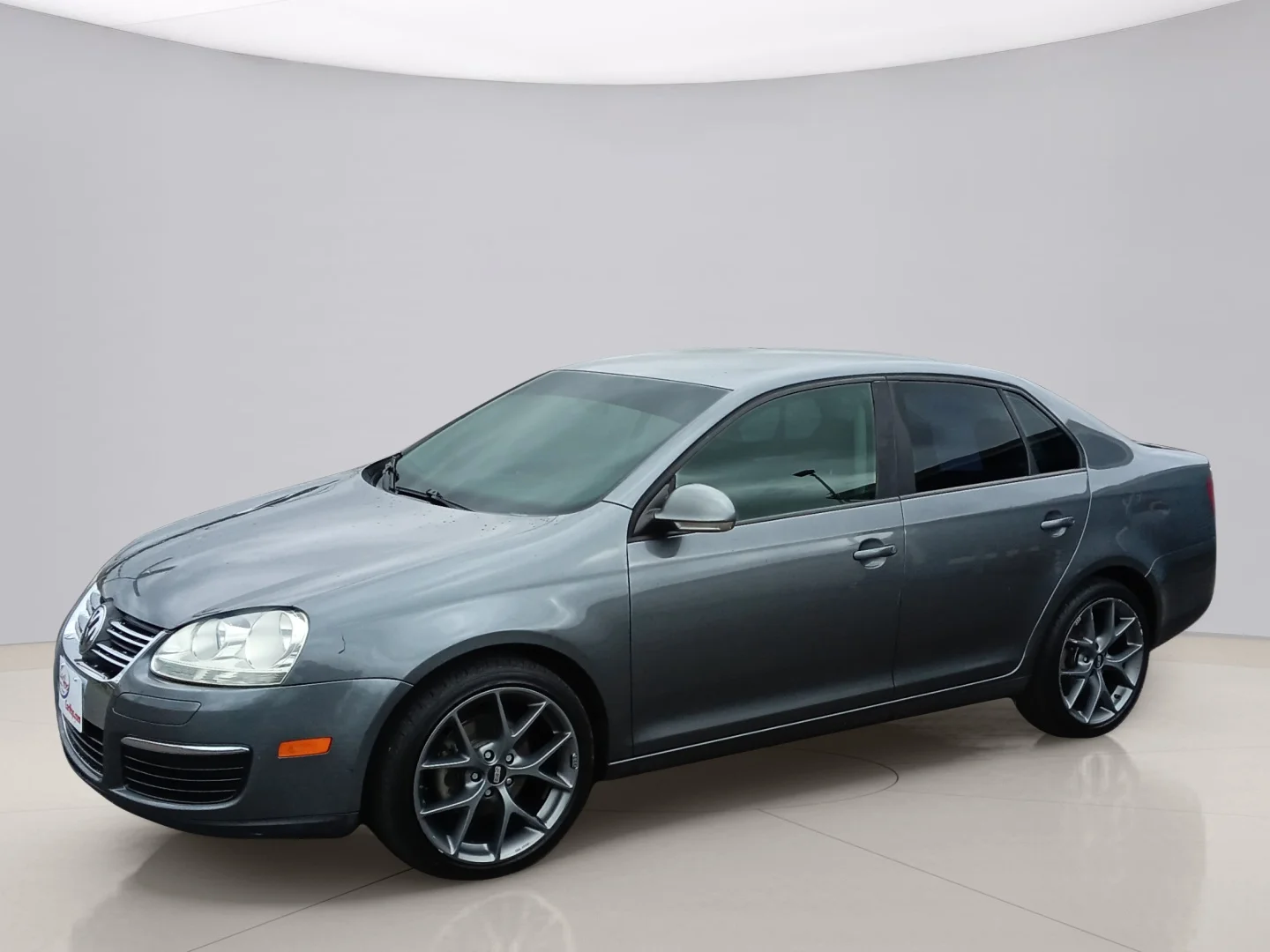 Used 2008 Silver Volkswagen S image 3