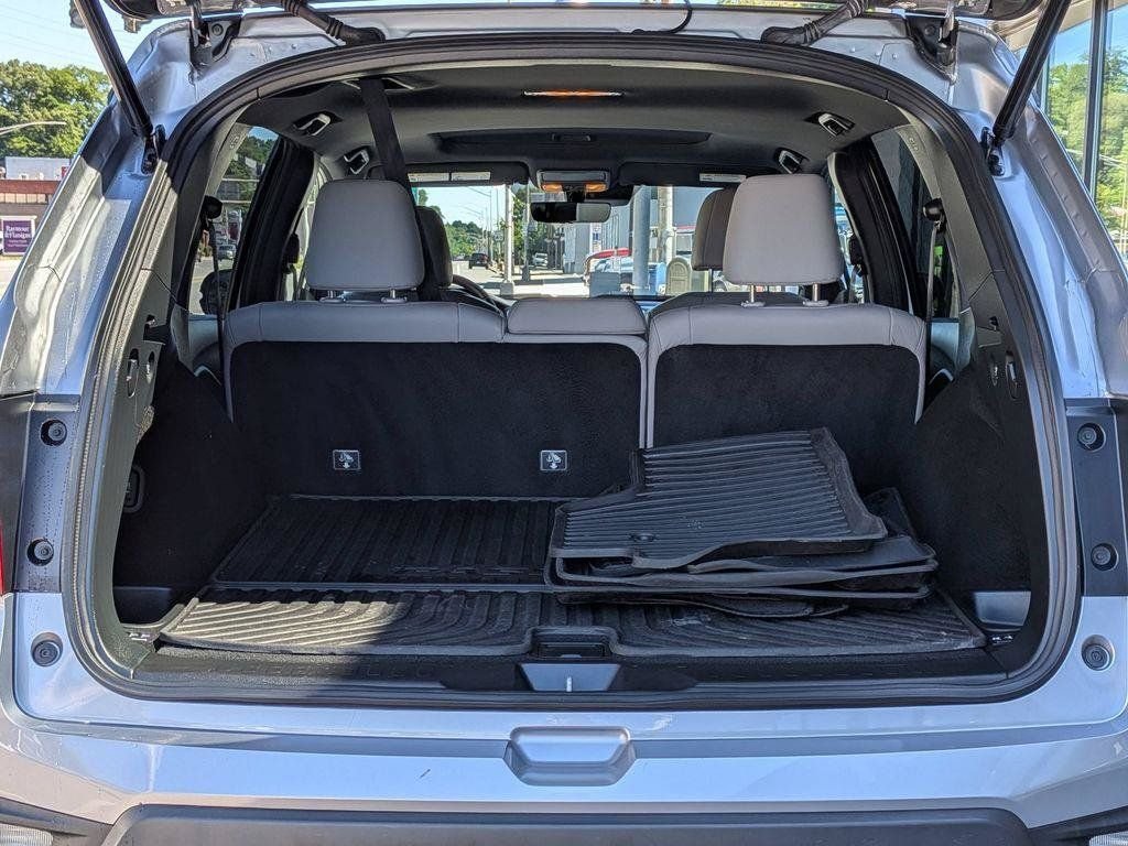 Used 2023  Honda EX-L image 8