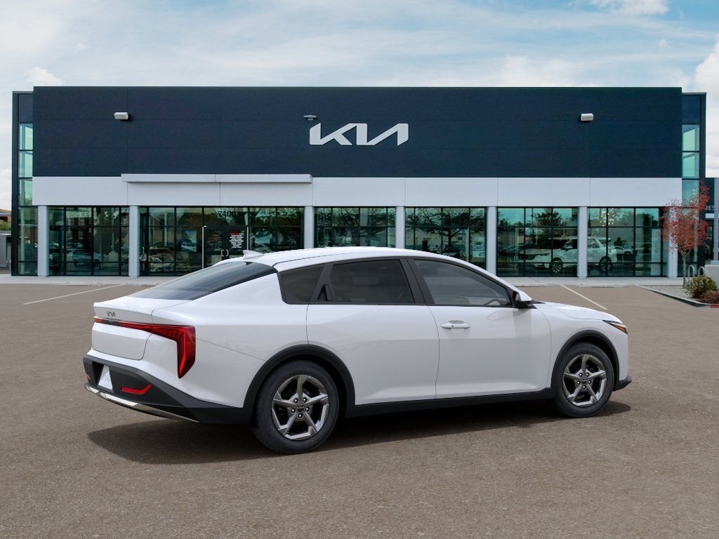New 2026 White Kia LXS image 6