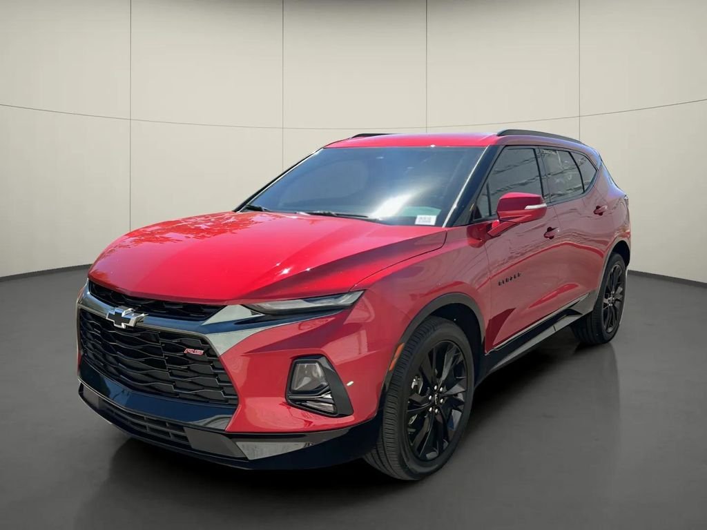 Used 2022 Red Chevrolet RS image 3
