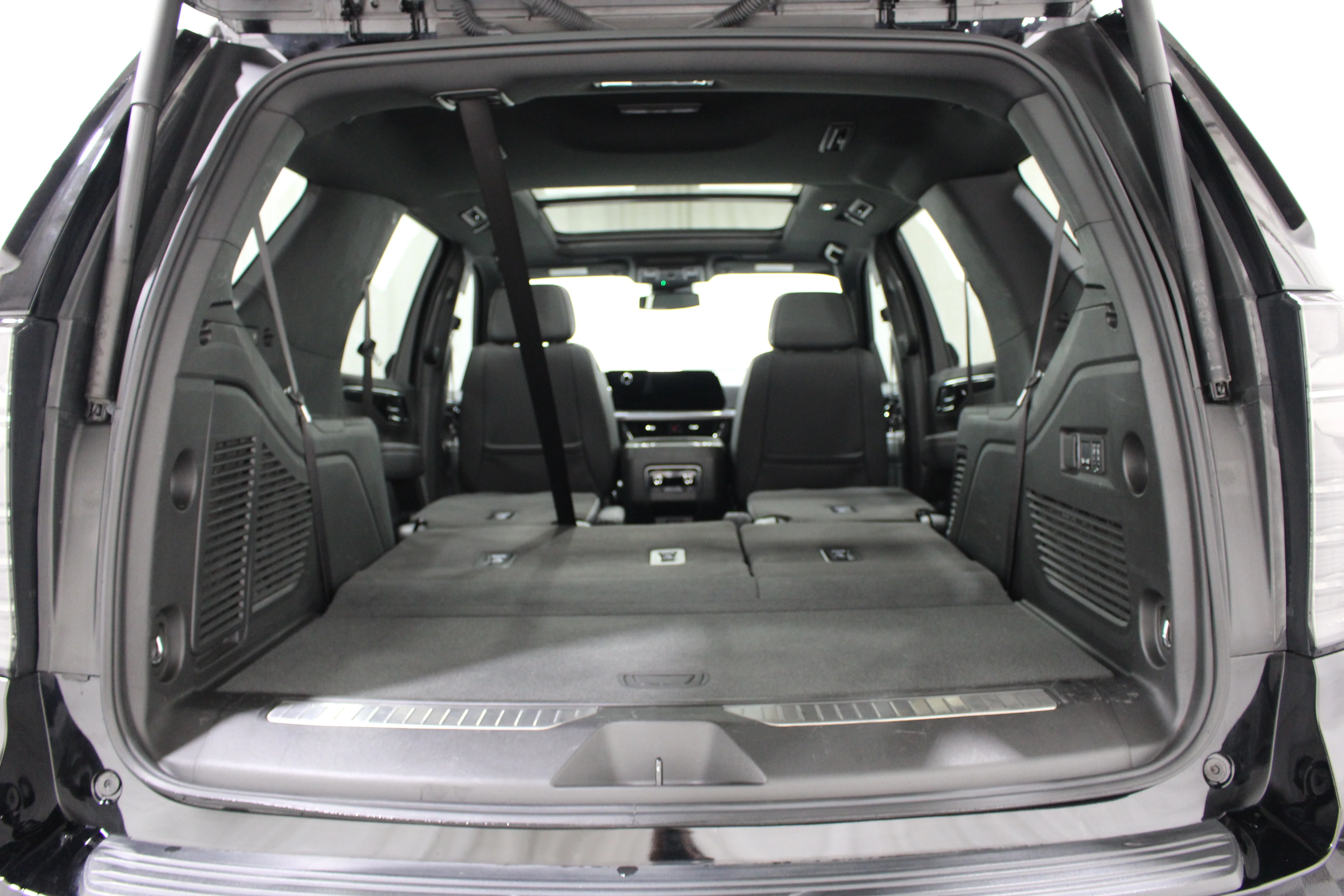 2025 Chevrolet Tahoe RST - Photo 22