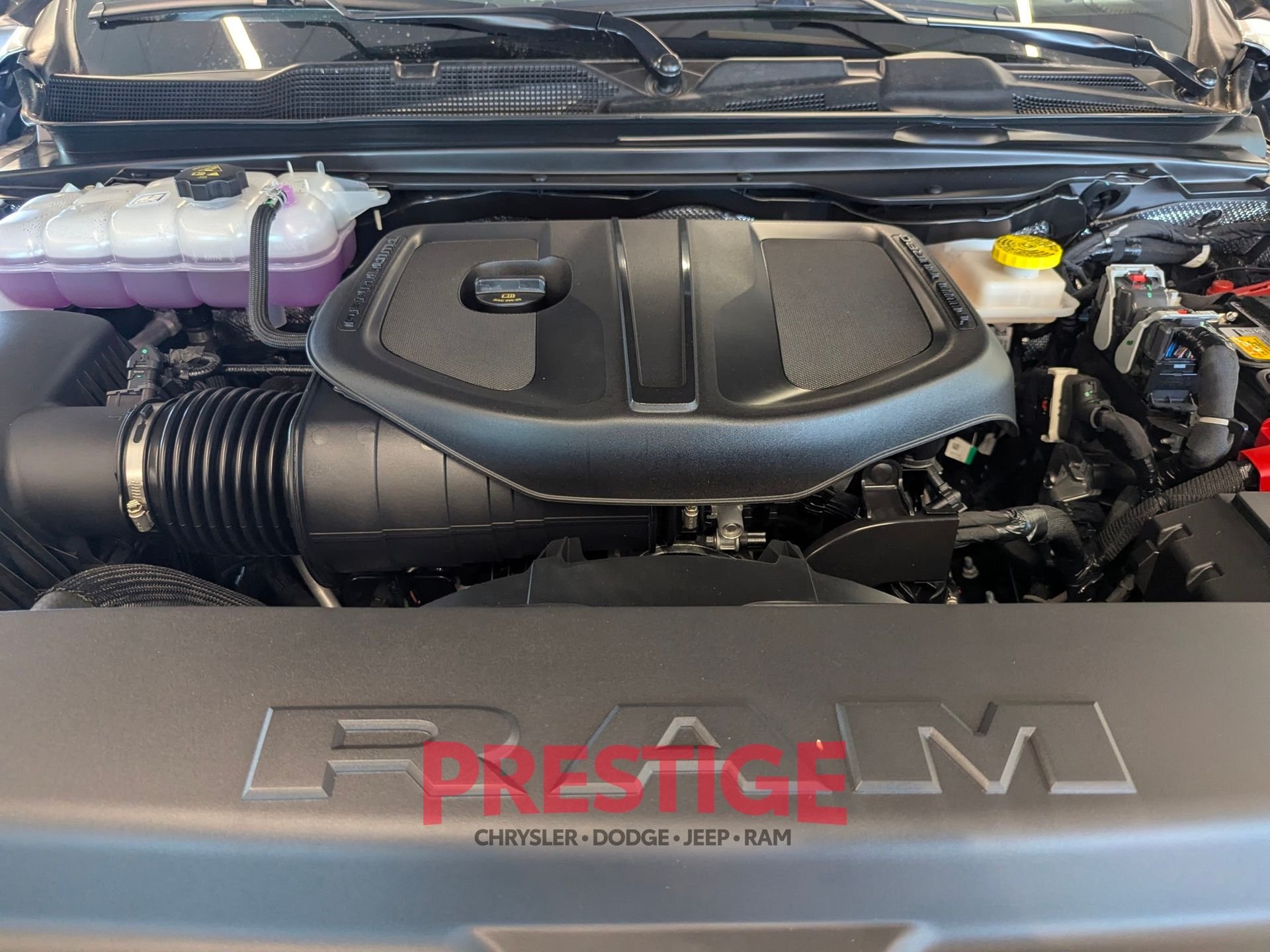 2026 RAM 1500 Laramie - Photo 28