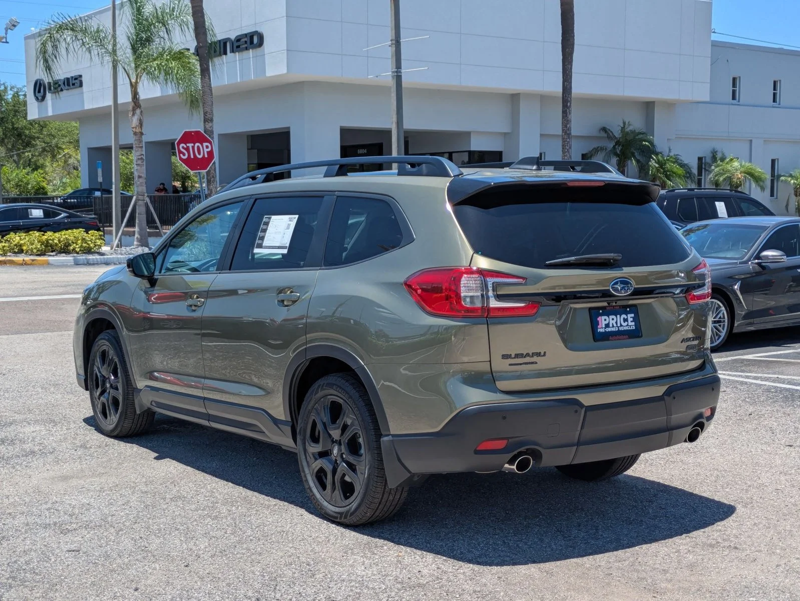 2025 Subaru Ascent Onyx Edition-Premium - Photo 8