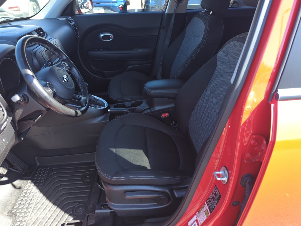 Used 2017 Red Kia Plus image 12