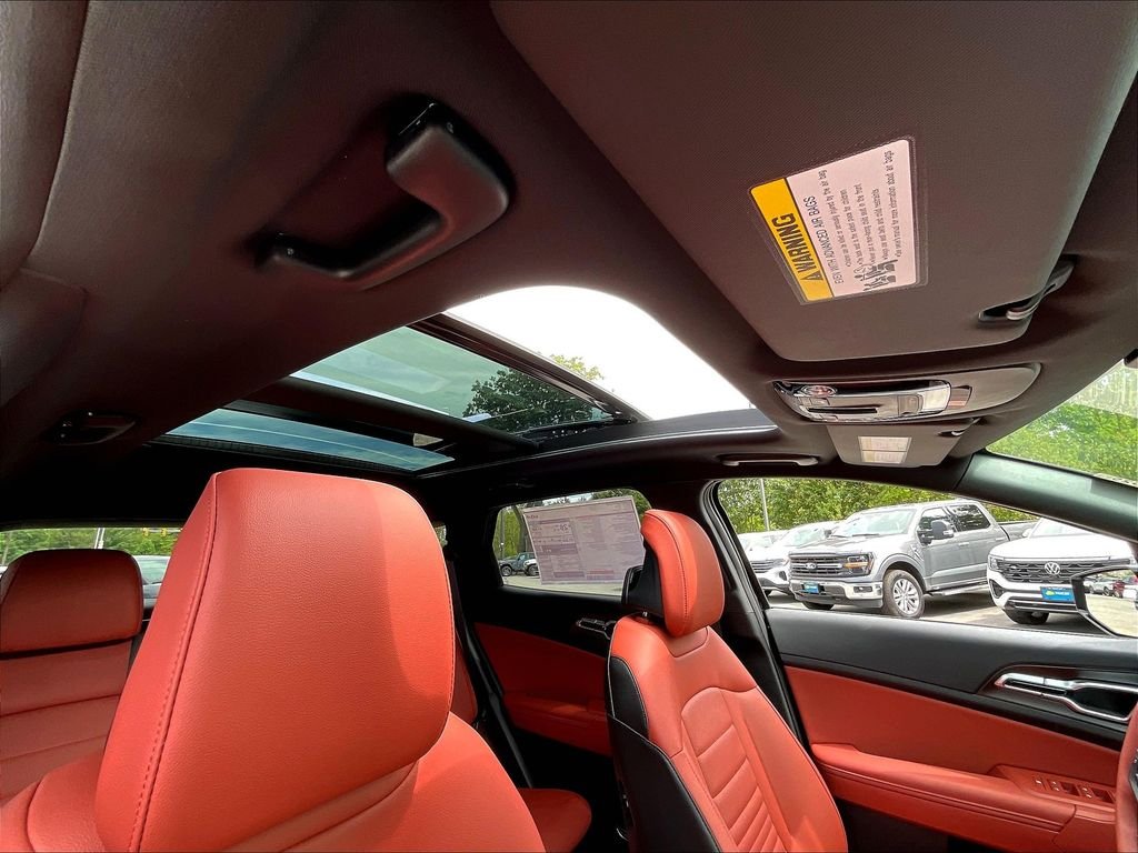 New 2026 Ebony Black Kia SX Prestige image 15