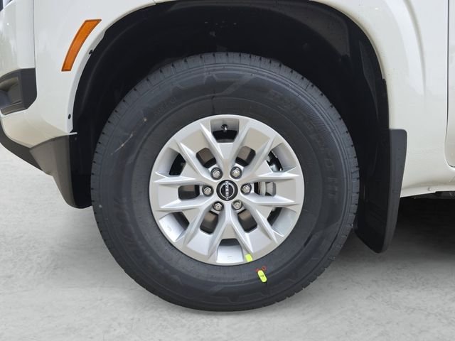 New 2026 Glacier White Nissan Crew Cab S image 23