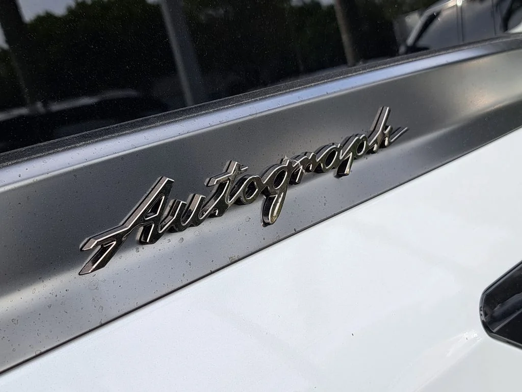New 2026 RADIANT WHITE INFINITI Autograph 4WD image 9