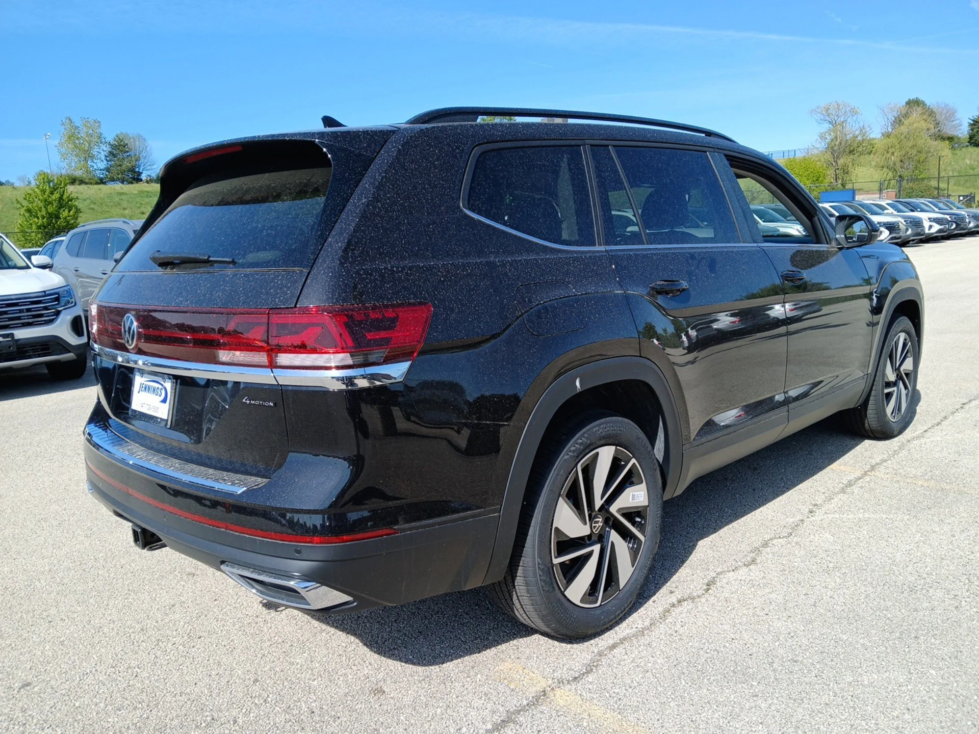 New 2026 Deep Black Pearl Volkswagen 2.0T SE W/TECHNOLOGY image 4