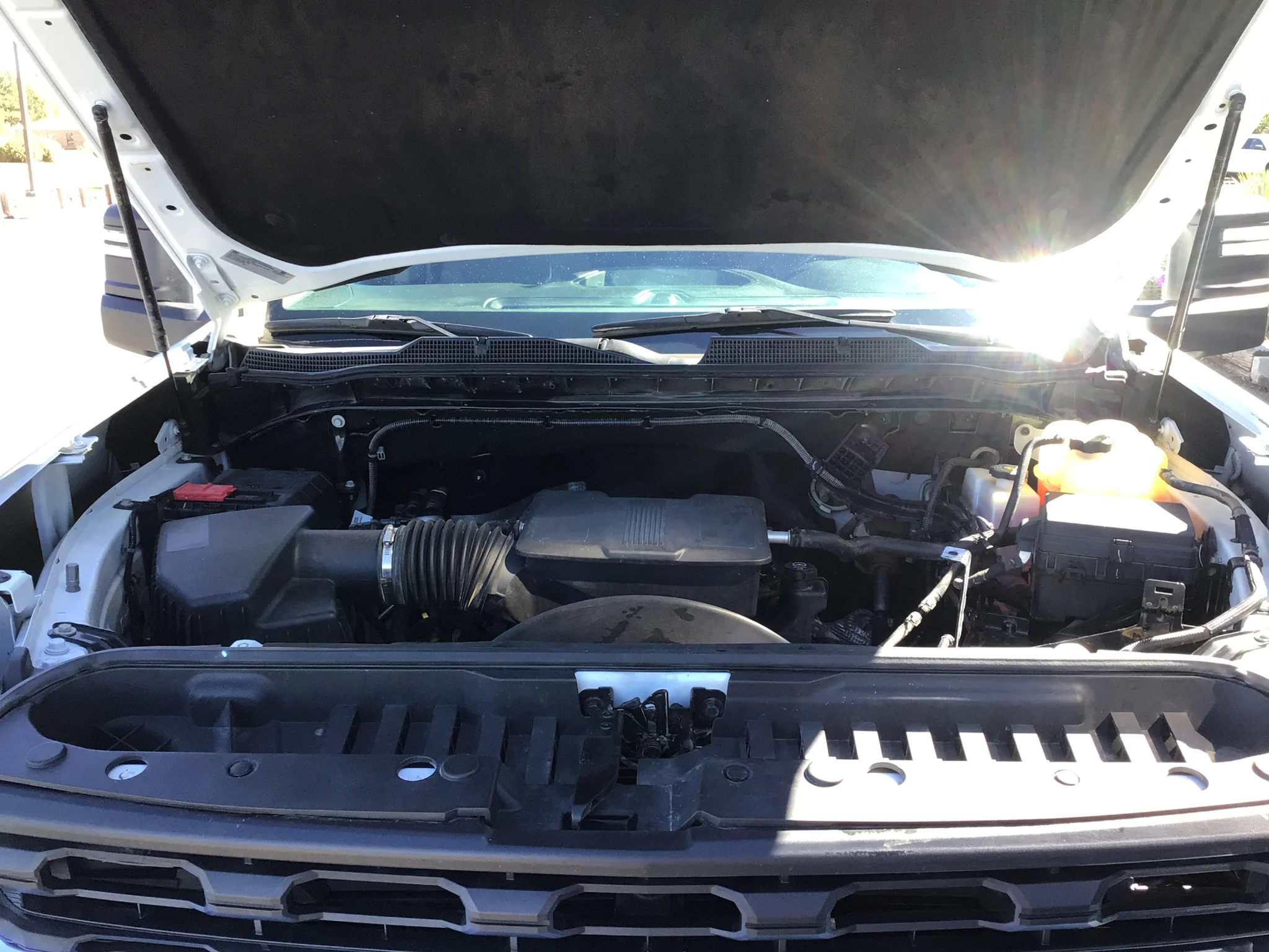 Used 2022 SUMMIT WHITE Chevrolet LT image 21