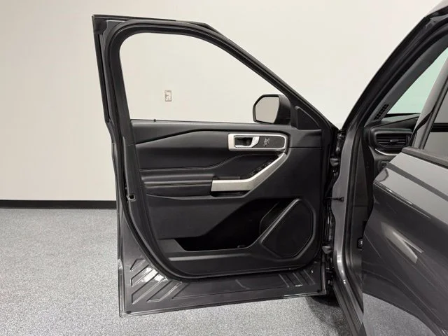 Used 2022 Gray Ford XLT image 11