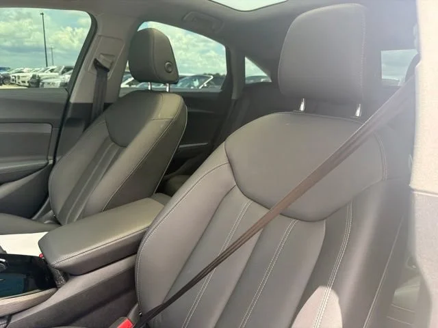 Used 2025 Arkona White Audi Premium image 14