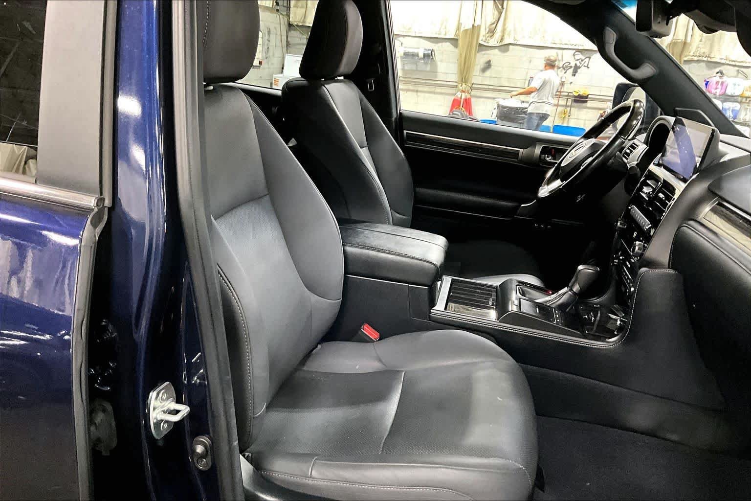 Used 2023 Nightfall Mica Lexus Premium image 9