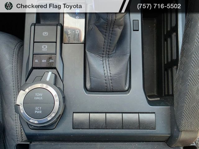 Used 2025 Ice Cap Toyota SR5 image 19