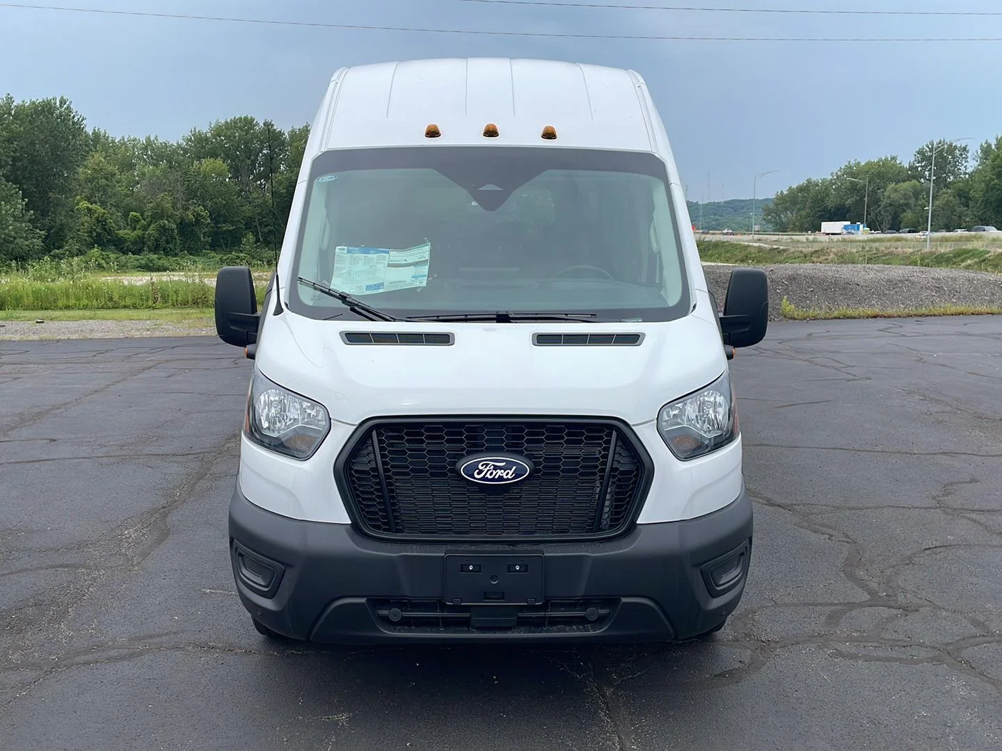New 2026 Oxford White Ford XL image 8